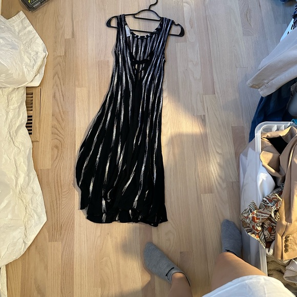 missoni black and white dress Missoni Dress Black & White Textured Stretch Silk Striped Knit Size 44 –  Celebrity Owned main image 1